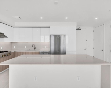 400 Central Avenue - Photo Thumbnail 8