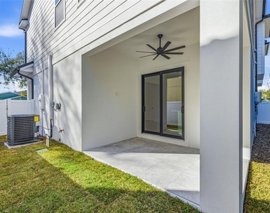 3012 S Esperanza Avenue - Photo Thumbnail 23