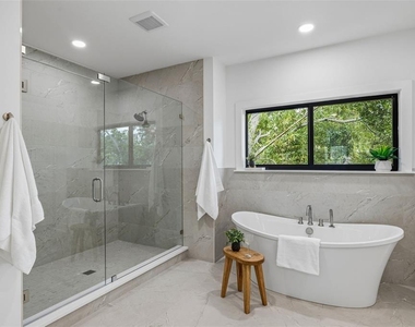 3010 S Esperanza Avenue - Photo Thumbnail 25