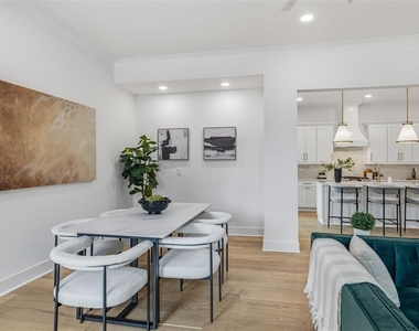 3010 S Esperanza Avenue - Photo Thumbnail 6