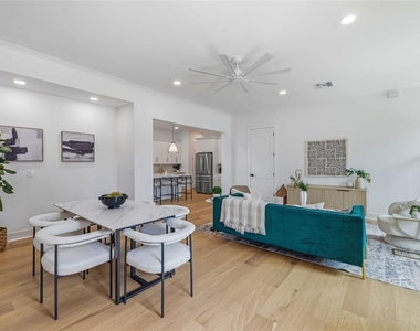 3010 S Esperanza Avenue - Photo Thumbnail 4