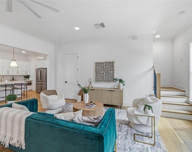 3010 S Esperanza Avenue - Photo Thumbnail 8