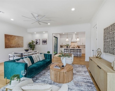3010 S Esperanza Avenue - Photo Thumbnail 7