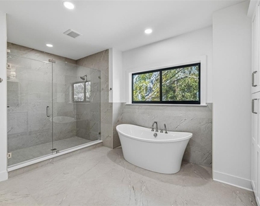 3010 S Esperanza Avenue - Photo Thumbnail 44