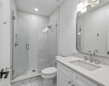 3010 S Esperanza Avenue - Photo Thumbnail 48