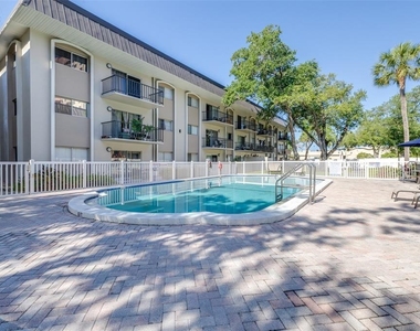 4606 W Gray Street - Photo Thumbnail 19