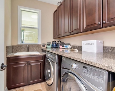 4527 Scarlet Loop - Photo Thumbnail 16