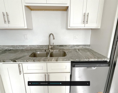 25 Lynn Way - Photo Thumbnail 4