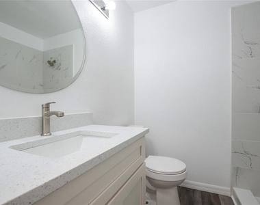 717 E Gulf Boulevard - Photo Thumbnail 34
