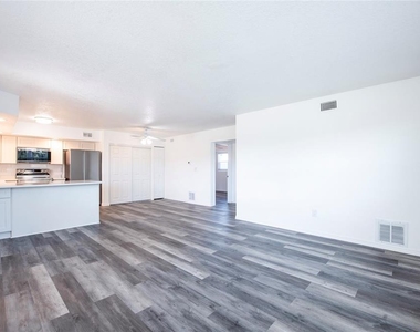 717 E Gulf Boulevard - Photo Thumbnail 40
