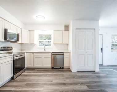 717 E Gulf Boulevard - Photo Thumbnail 7