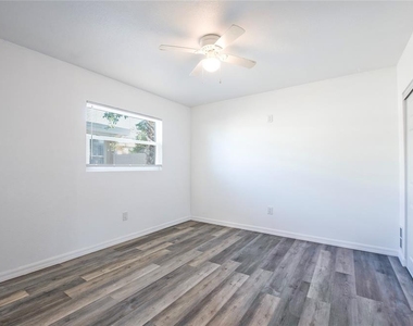 717 E Gulf Boulevard - Photo Thumbnail 11