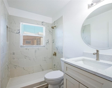 717 E Gulf Boulevard - Photo Thumbnail 14