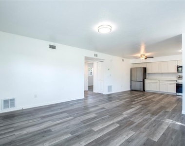 717 E Gulf Boulevard - Photo Thumbnail 10