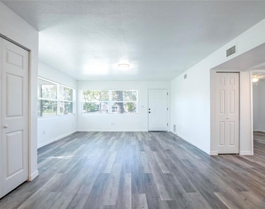 717 E Gulf Boulevard - Photo Thumbnail 5