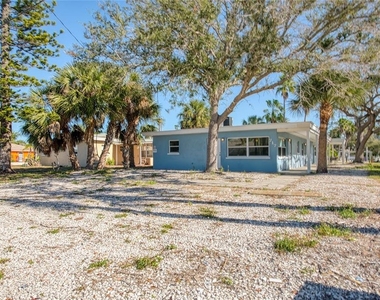 717 E Gulf Boulevard - Photo Thumbnail 64