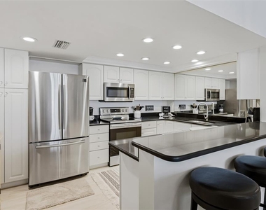 1460 Gulf Boulevard - Photo Thumbnail 17