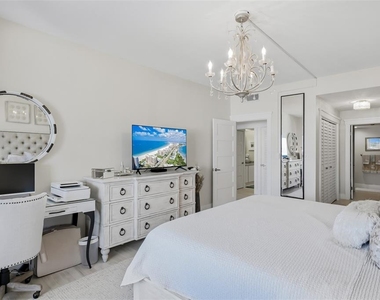 1460 Gulf Boulevard - Photo Thumbnail 25