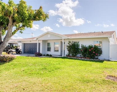 551 Crystal Drive - Photo Thumbnail 2