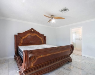 551 Crystal Drive - Photo Thumbnail 44