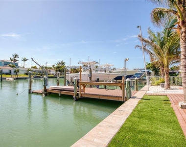 551 Crystal Drive - Photo Thumbnail 11