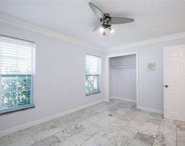 551 Crystal Drive - Photo Thumbnail 31