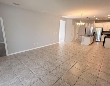 10567 Heron Hideaway Loop - Photo Thumbnail 6