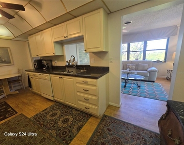 8186 Terrace Garden Drive N - Photo Thumbnail 20