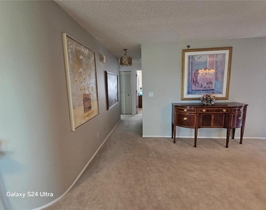 8186 Terrace Garden Drive N - Photo Thumbnail 28