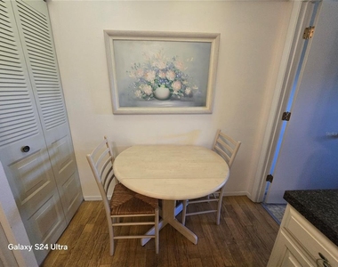 8186 Terrace Garden Drive N - Photo Thumbnail 21