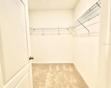 160 Victoria Oaks Boulevard - Photo Thumbnail 9
