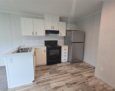 24048 Ermine Road - Photo Thumbnail 10