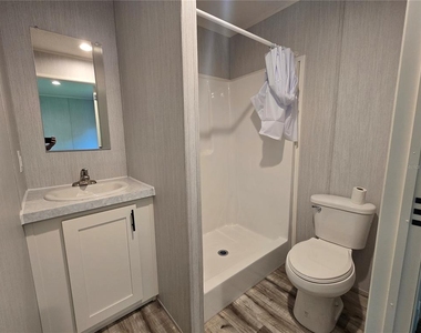 24048 Ermine Road - Photo Thumbnail 16