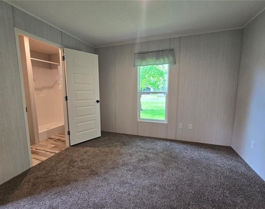 24048 Ermine Road - Photo Thumbnail 14