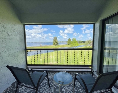 715 Magnolia Place - Photo Thumbnail 35