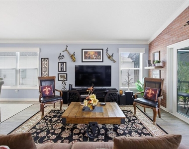 2910 Monument Way - Photo Thumbnail 19
