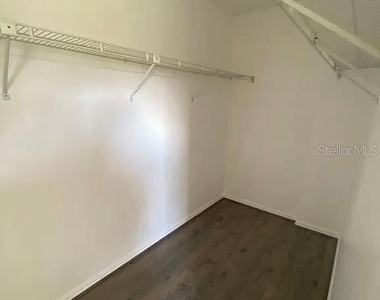 35 Aberdeen Circle - Photo Thumbnail 8
