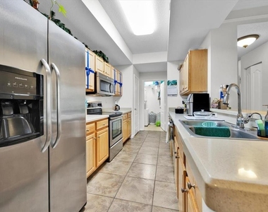 12017 Villanova Drive - Photo Thumbnail 8