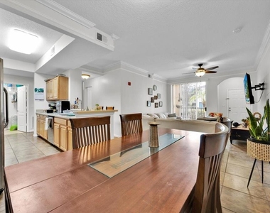 12017 Villanova Drive - Photo Thumbnail 7
