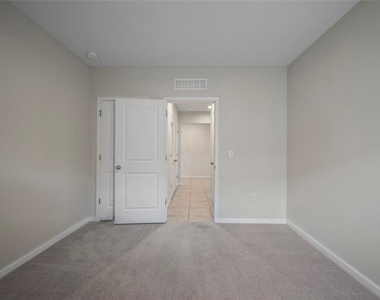 489 Panaro Lane - Photo Thumbnail 12