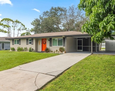 2586 Auburn Boulevard - Photo Thumbnail 4