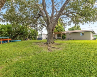 2586 Auburn Boulevard - Photo Thumbnail 30