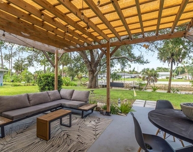 2586 Auburn Boulevard - Photo Thumbnail 22