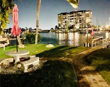 9715 Harrell Avenue - Photo Thumbnail 8