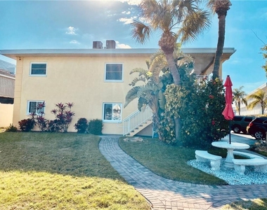 9715 Harrell Avenue - Photo Thumbnail 10