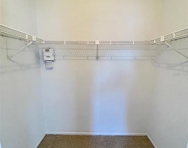 1234 Crossfield Drive - Photo Thumbnail 10