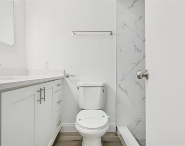 11147 Acme Drive - Photo Thumbnail 12