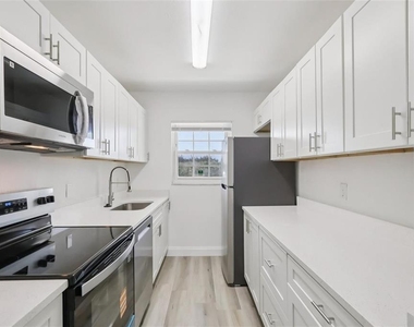 11147 Acme Drive - Photo Thumbnail 6