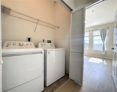 11564 Mizzon Drive - Photo Thumbnail 12