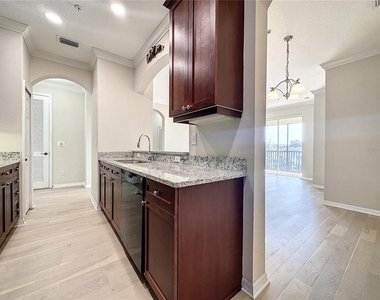 11564 Mizzon Drive - Photo Thumbnail 3
